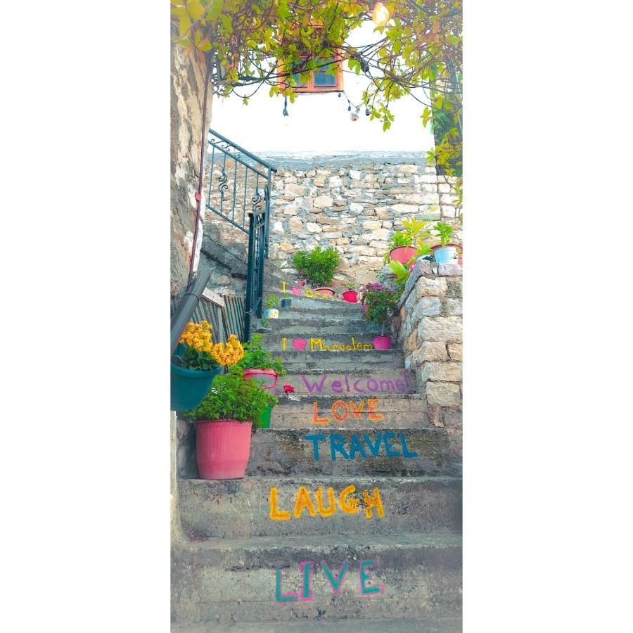 Guesthouse Alvaro Kadiu Berat Exterior photo